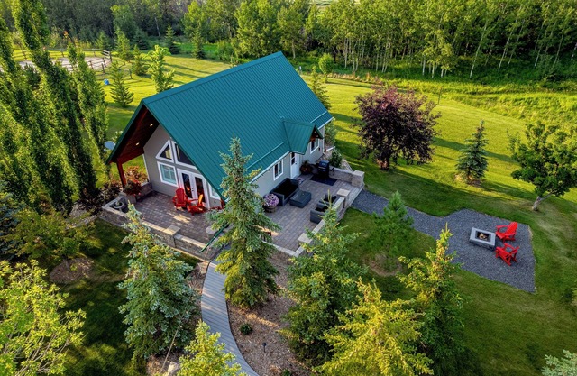 Elk Island National Park | Private Nature Escape