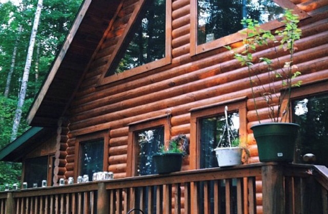 Ellis Lake Resort - Redbud Lodge - Interlochen/Traverse City