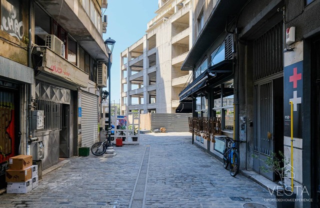 Ellis Paradise City Apartment 1, Vesta Philoxenia