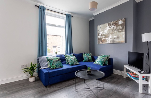 Elm View Retreat - Stylish 3-Bed Near Durham