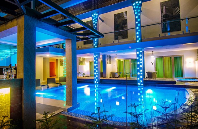 Eloisa Royal Suites