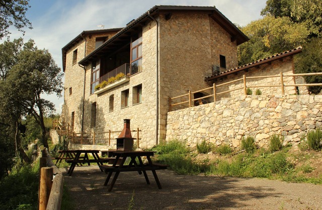 ElRefugi - Viladomat rural - Cozy 2 bedroom accommodation, swimming pool, SPA