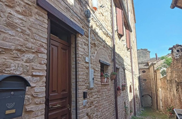 Elvira House