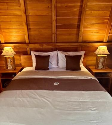 eM eR GLAMPING & VILLAS