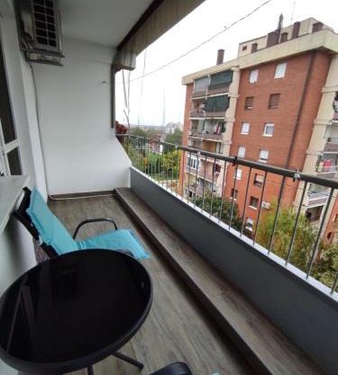 Ema Apartmani