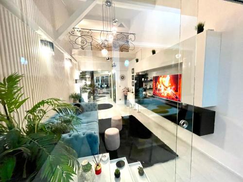Ema Luxury Apartment Ultracentral