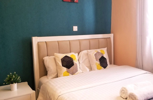 Embu 1 & 2-bedroom Air-bnb with WiFi in charming Embu