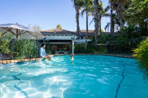 Emerald Inn on Takapuna Beach