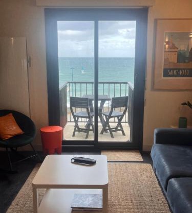 Emeraude, pleine vue de mer
