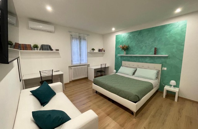 EMILIA 116 GUEST HOUSE