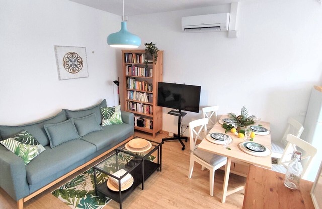 EMILY BEACH-CITY Apartment