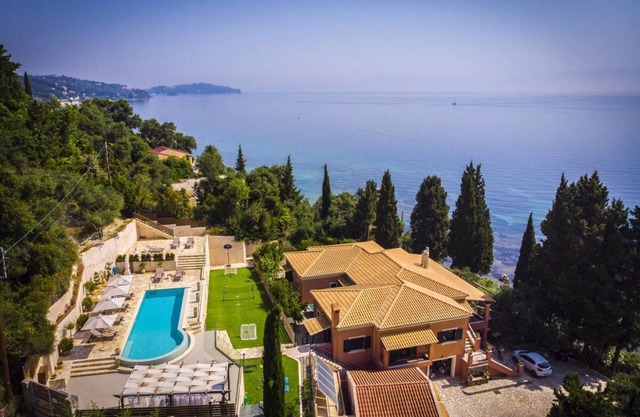Empress Sissi - Seven Bedroom Villa, Sleeps 14
