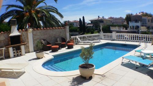 Empuries C