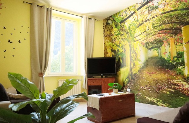 Enchanted House with Marmore Falls View