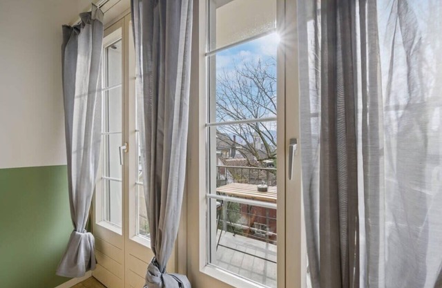 Enchanting 1BR Haven in Prime Zurich