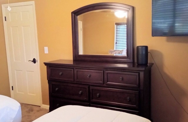 Enchanting 4-bedroom house with AC in Newburgh
