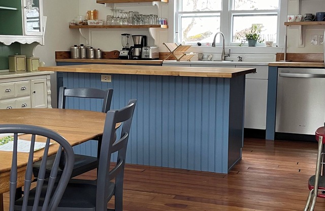 Enchanting Historic Gaysville Home