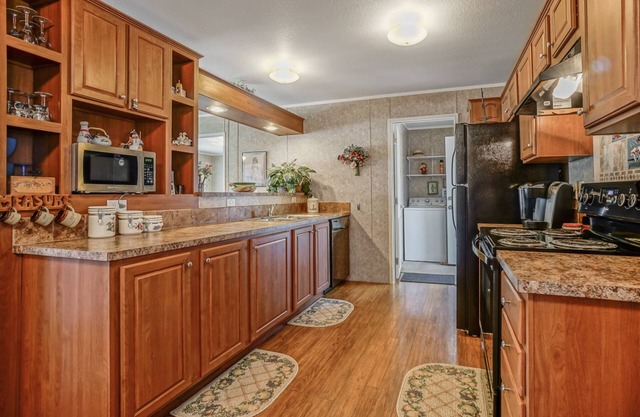 Enchanting Home w/Mt Views. Central to Grand Canyon & Flagstaff!