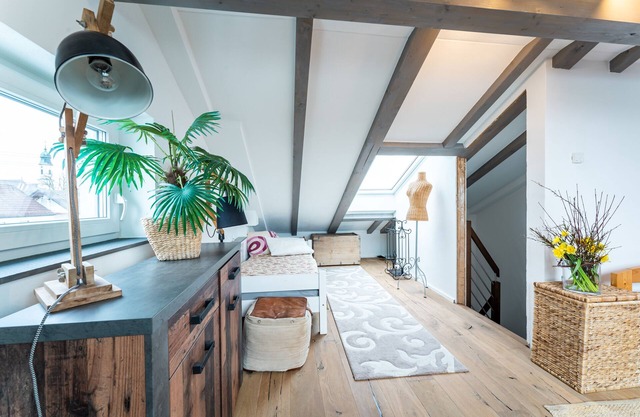 End terraced house with 2 bedrooms, 2 bathrooms, balcony, terraces + garden near Augsburg