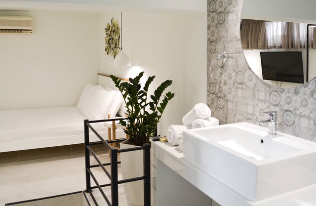 Endless Blue Luxury Apartment 1