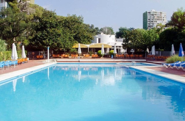 Enjoy a Comfortable and Relaxing Stay in This Bright Apartment with Private Garden