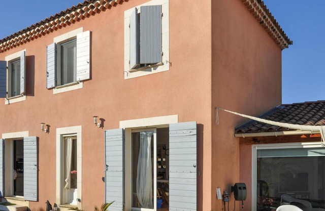 Enjoy a nice vacation in this family and welcoming vacation home with pool.