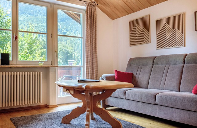 Enjoy a relaxing holiday in the apartment "Alpenkräuter" in Grainau