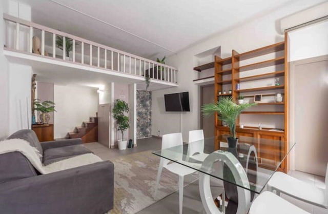 Enjoy a stay in the Vittoria home just 15 minutes from Milan Cathedral.