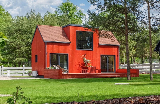 Enjoy a wonderful fishing vacation in this inviting cottage
