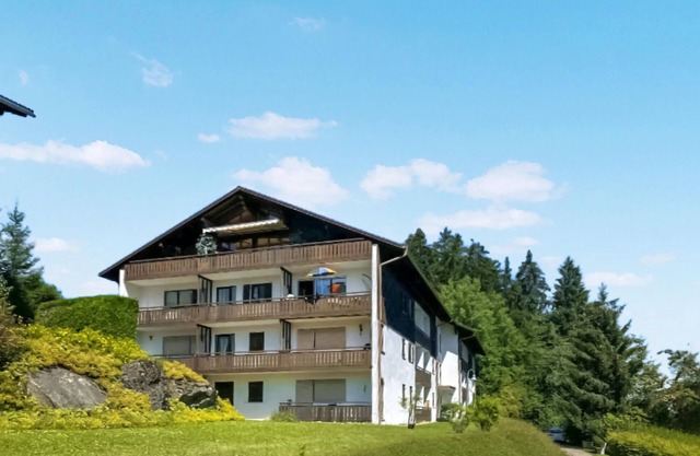 Enjoy an unforgettable vacation in the Allgäu with mountain views.
