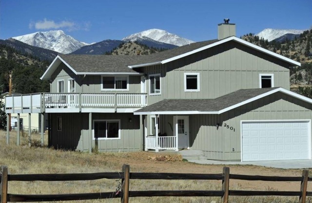 Enjoy Beautiful Mountain Views in all directions at the Mountain Meadow House