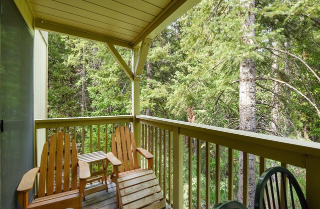 Enjoy Forest Views | Retreat at Kingswood Village!
