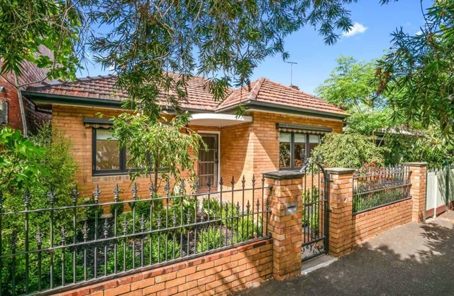 Enjoy the best of inner-bayside Melbourne in a sunny, fully renovated 3 BDR home
