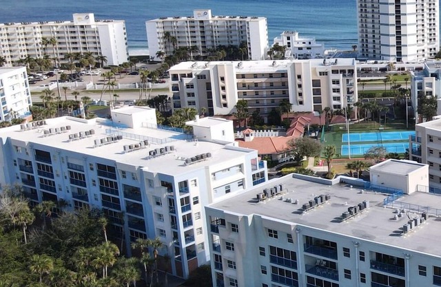 Enjoy the gorgeous sunset in this beautiful 3/2 condo ~ OW9-305