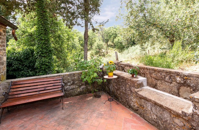 Enjoy tranquility and green countryside in the province of Arezzo.