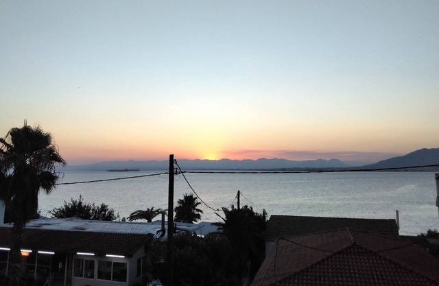 Enjoy your staying by the sea apartment Filoxenia