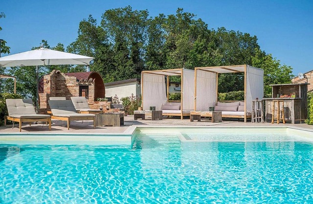 Enjoy your vacation in this comfortable vacation home with pool and sauna.