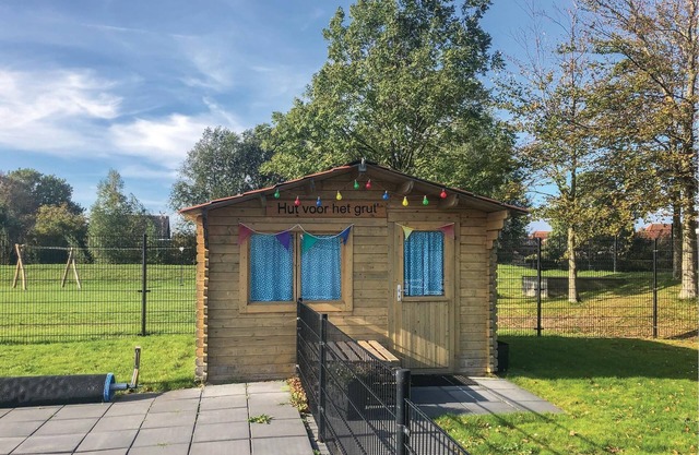 Enjoy your vacation in the province of Friesland in this vacation home, which awaits you in the cozy