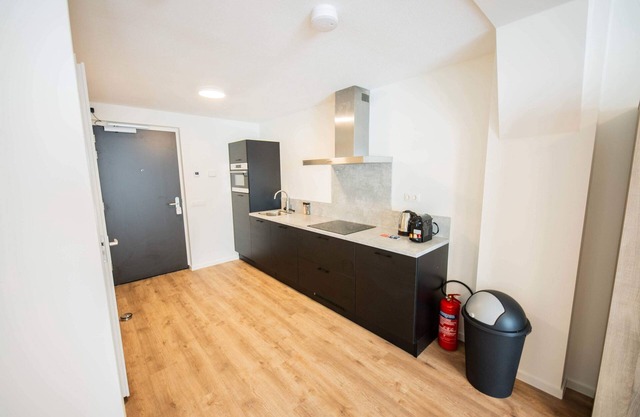 Enjoyable serviced studio apartment 45m2 -PRH11E-