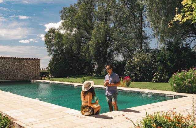 Enlace Wine House