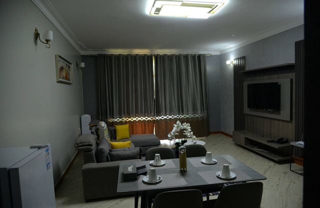 Entebbe's Trendy 3 Bedroom Suite