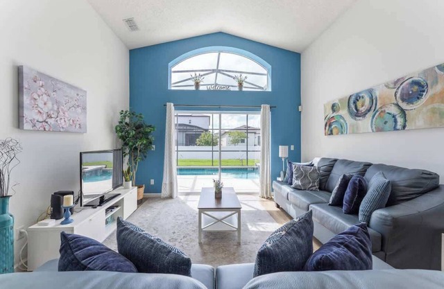 Entertaining Game Room 4BR Near Disney