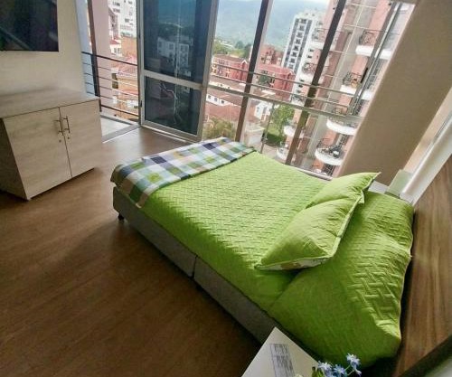 Entire Apartment Loft coffee- parking- WIFI 5G
