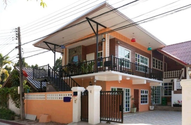 Entire big House 5min to Nimman 4bd7bath