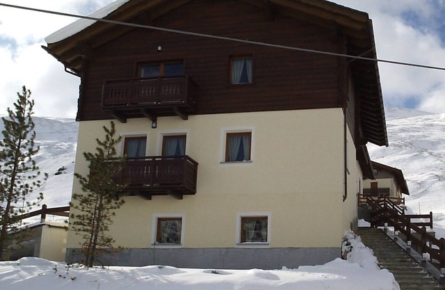 Entire Chalet in Majestic Ski Area of Livigno