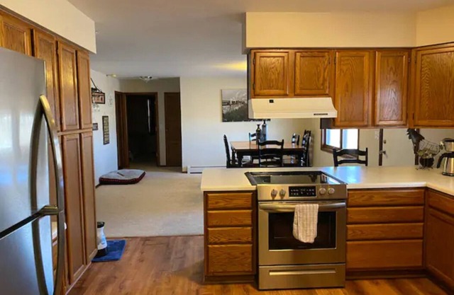 Entire home on Peach Orchard, just steps off the famous Wine Loop