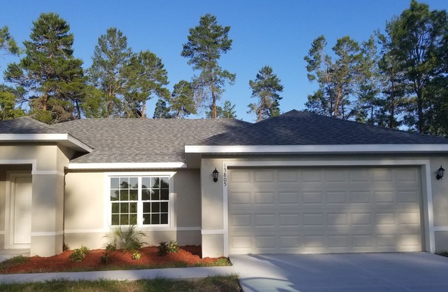 ENTIRE HOUSE PRIVILEGED AREA IN OCALA, FL