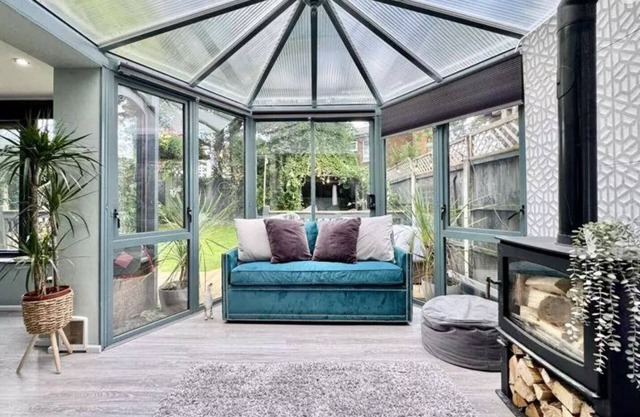 Entire luxury 3 bedroom house available for short and long stays