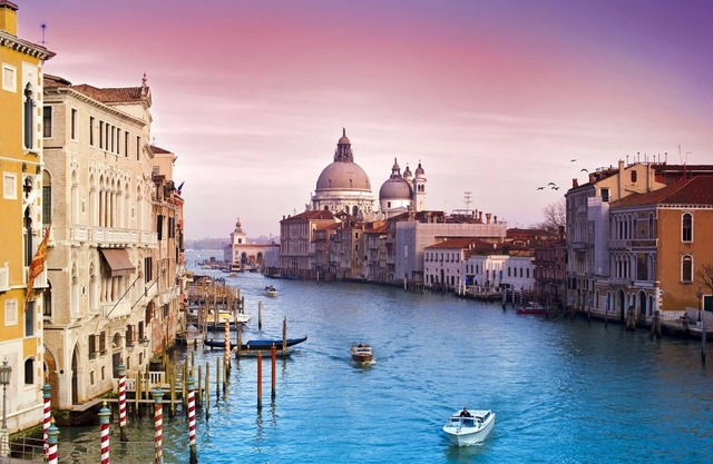 Entire Luxury Villa in Prosecco Area Near Venice - Sleeps 14 - 16 FREE WIFI