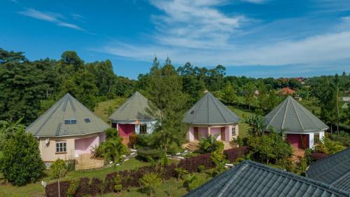 Entuiga cottages